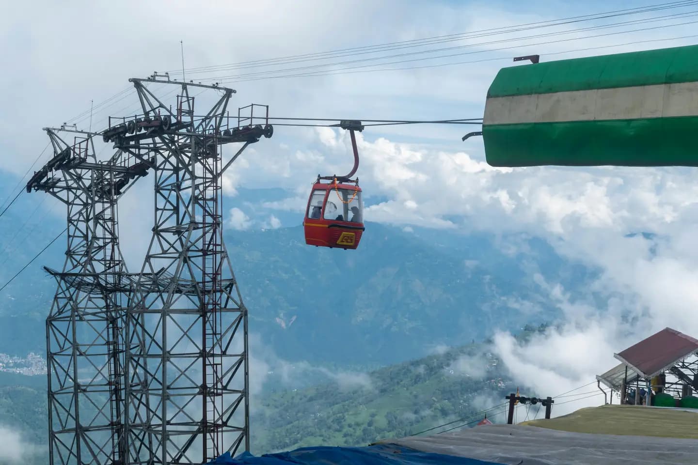 How to Spend 7 Days in Darjeeling: Himalayan Views & Monasteries