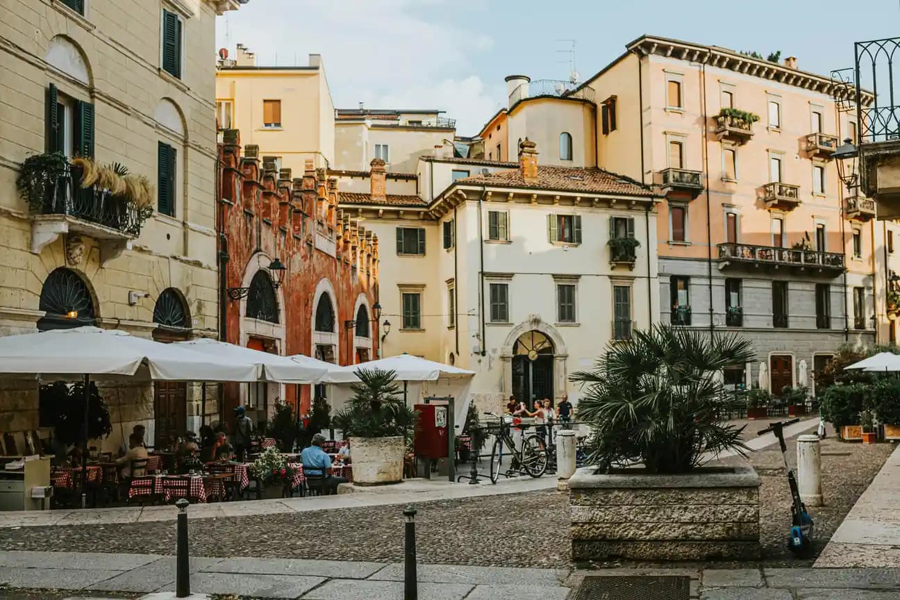 Top Things to Know Before Booking Your Italy Tourist Visa with Go Kite Travel