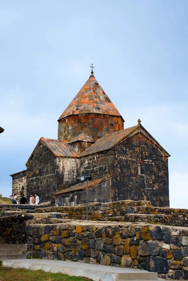 Side Image 1