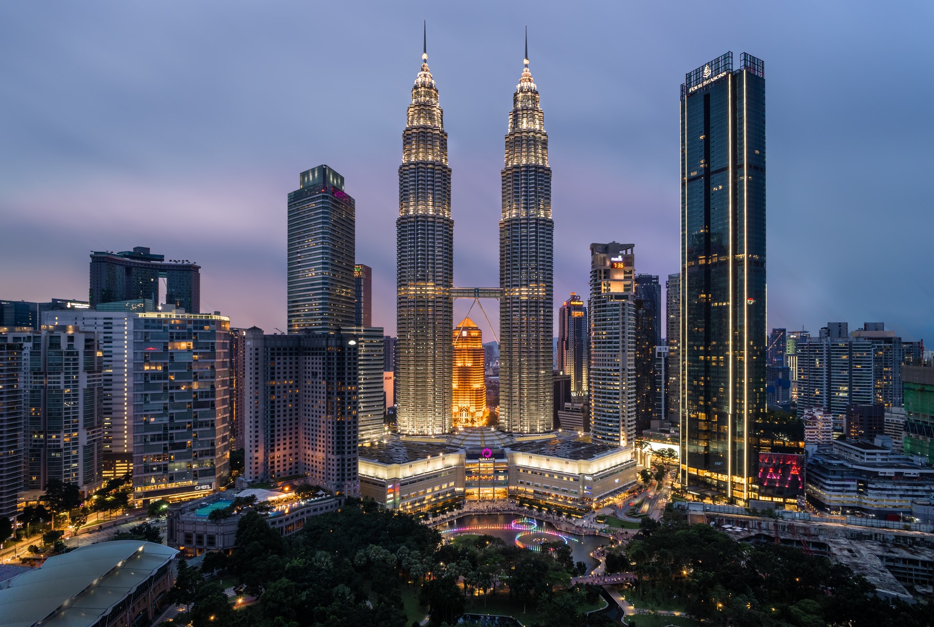 malaysia tour packages from uae