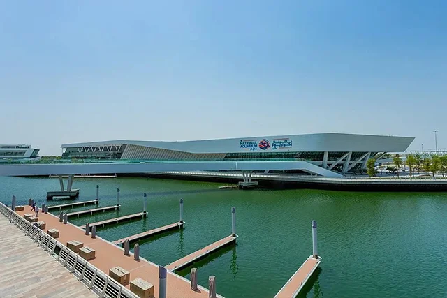 Private Abu Dhabi City Tour with National Aquarium