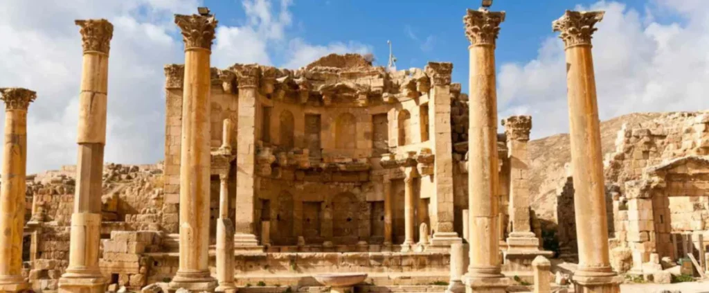 Visit Jerash an ancient Roman city