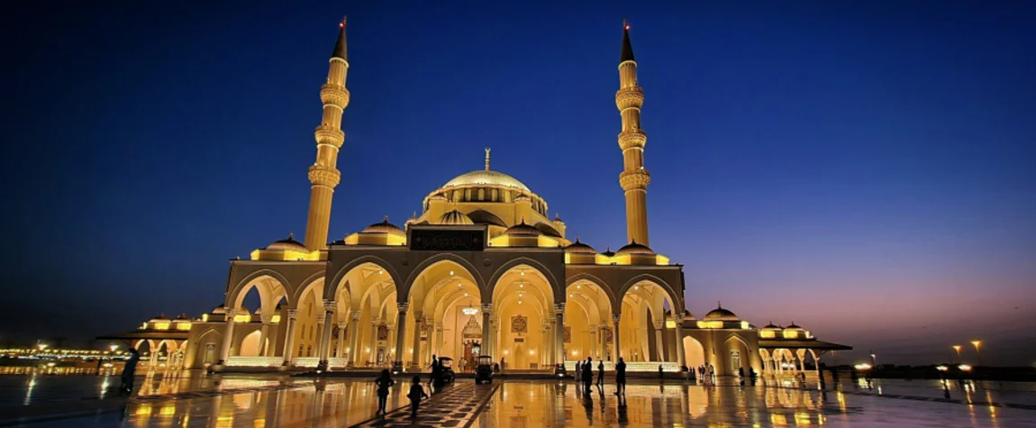Sharjah Mosque-Sharjah