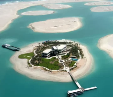 stunning UAE islands