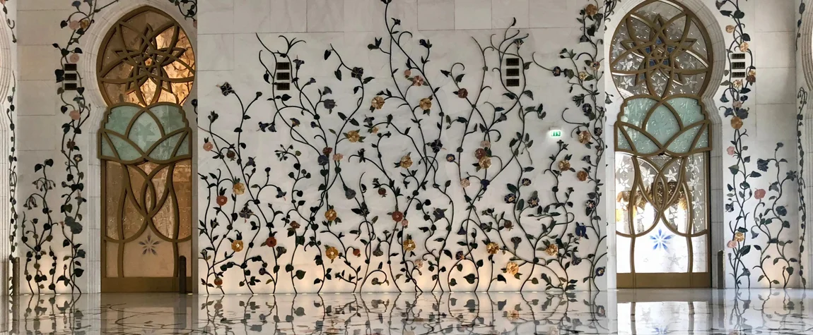 facts about the Sheikh Zayed grand mosque