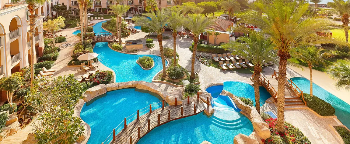 7. Ritz-Carlton, Dubai