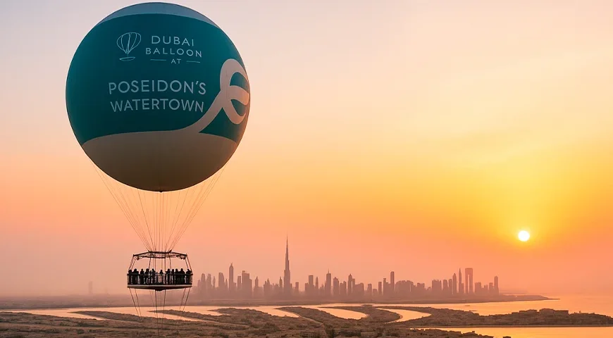 Dubai Balloon ride at sunset over Atlantis The Palm