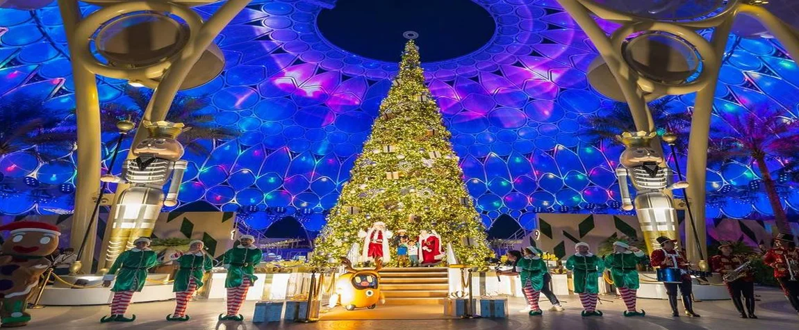 6. The Arabian Christmas Market at the Fairmont