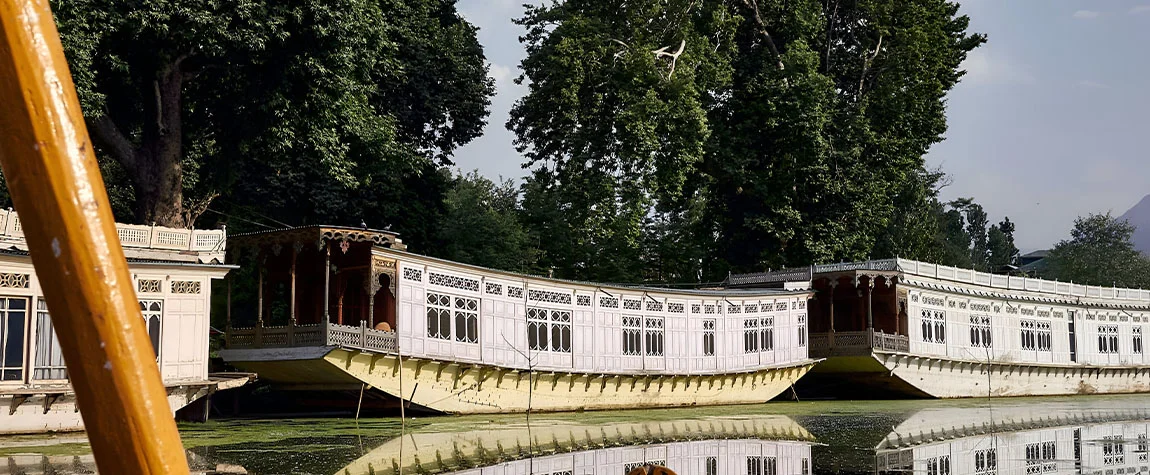 Stay in a Traditional Houseboat on Dal Lake