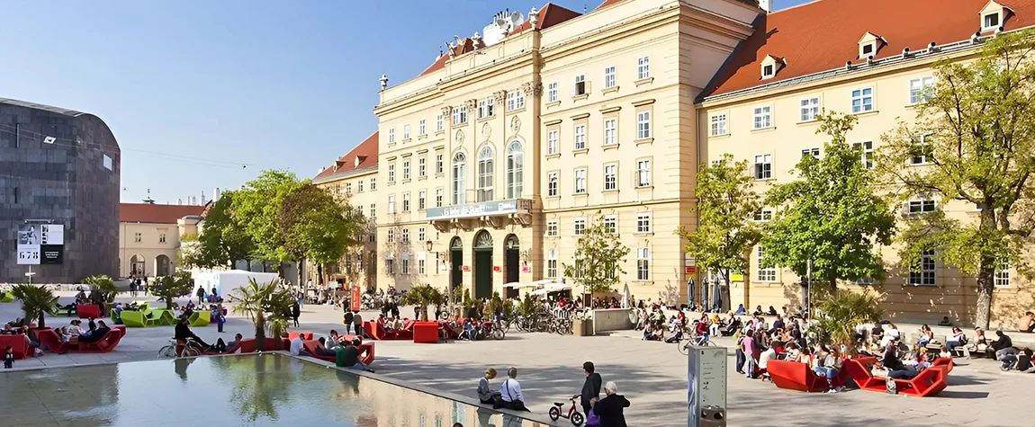 Discover the MuseumsQuartier