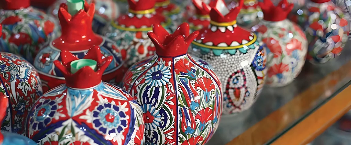 Shop Smart for Souvenirs