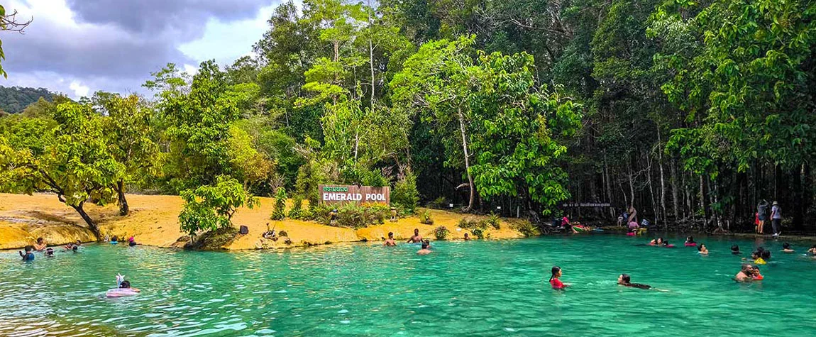 The Emerald Pool and Blue Pool Are Natural Wonders