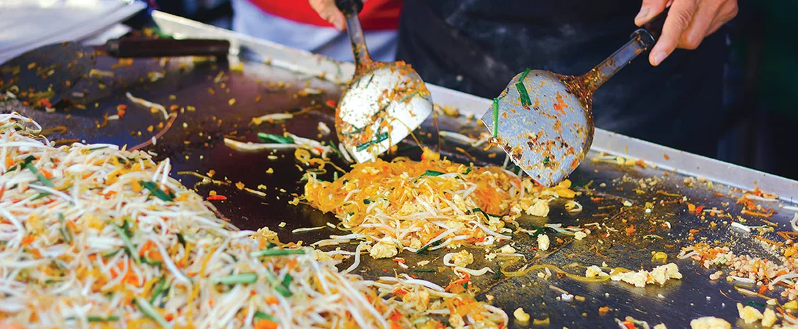 Top Bangkok Night Market Street Food for First Time Visitors