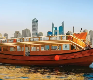 What to Wear on a Dubai Dhow Cruise Creek