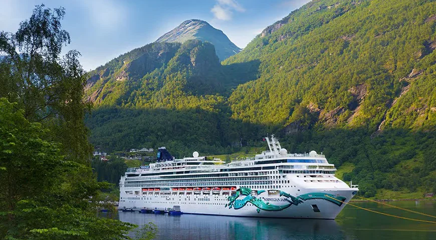 Alaska with Norwegian Jade Cruise
