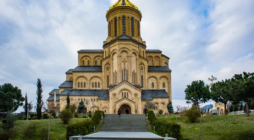 Georgia Kite Friday Package UAE