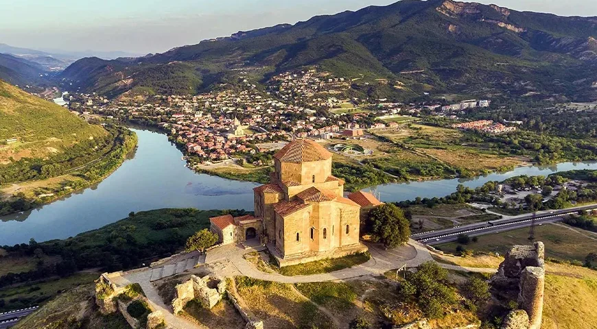 Georgia Kite Friday Package from dubai