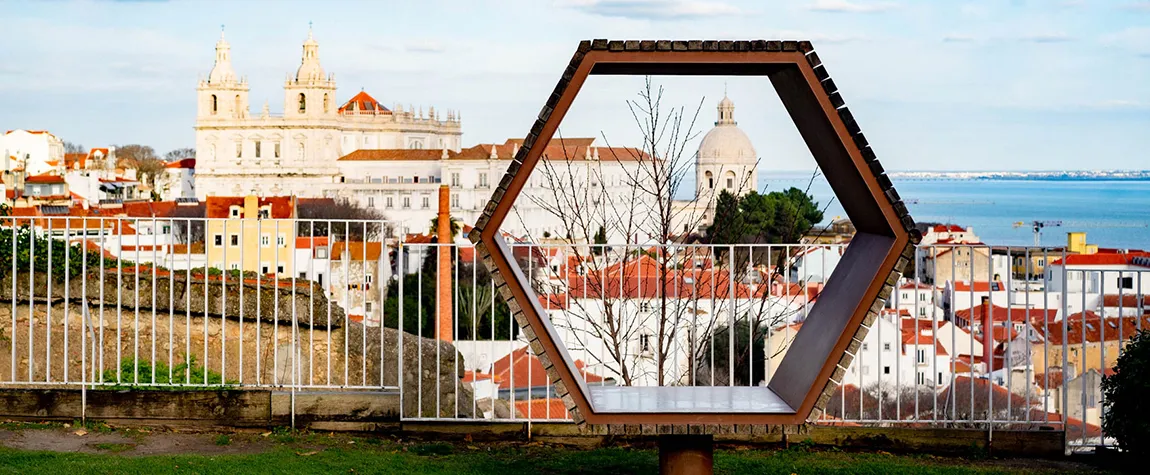 Hidden Viewpoints in Lisbon